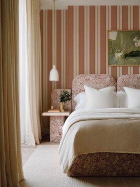 Camera da letto con carta da parati Bagliore